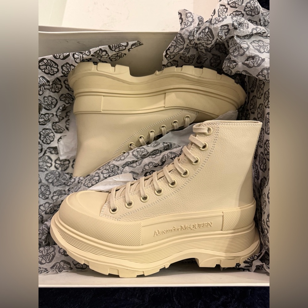 Alexander McQueen Beige High-Top Sneakers
